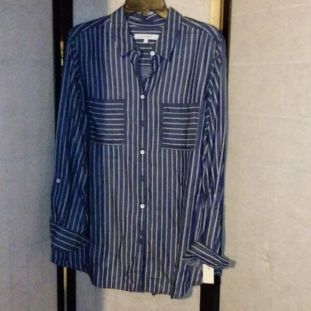 Denim button down blouse (brand new)